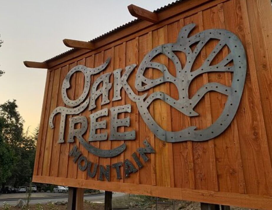 Picture of OAK TREE MOUNTAIN