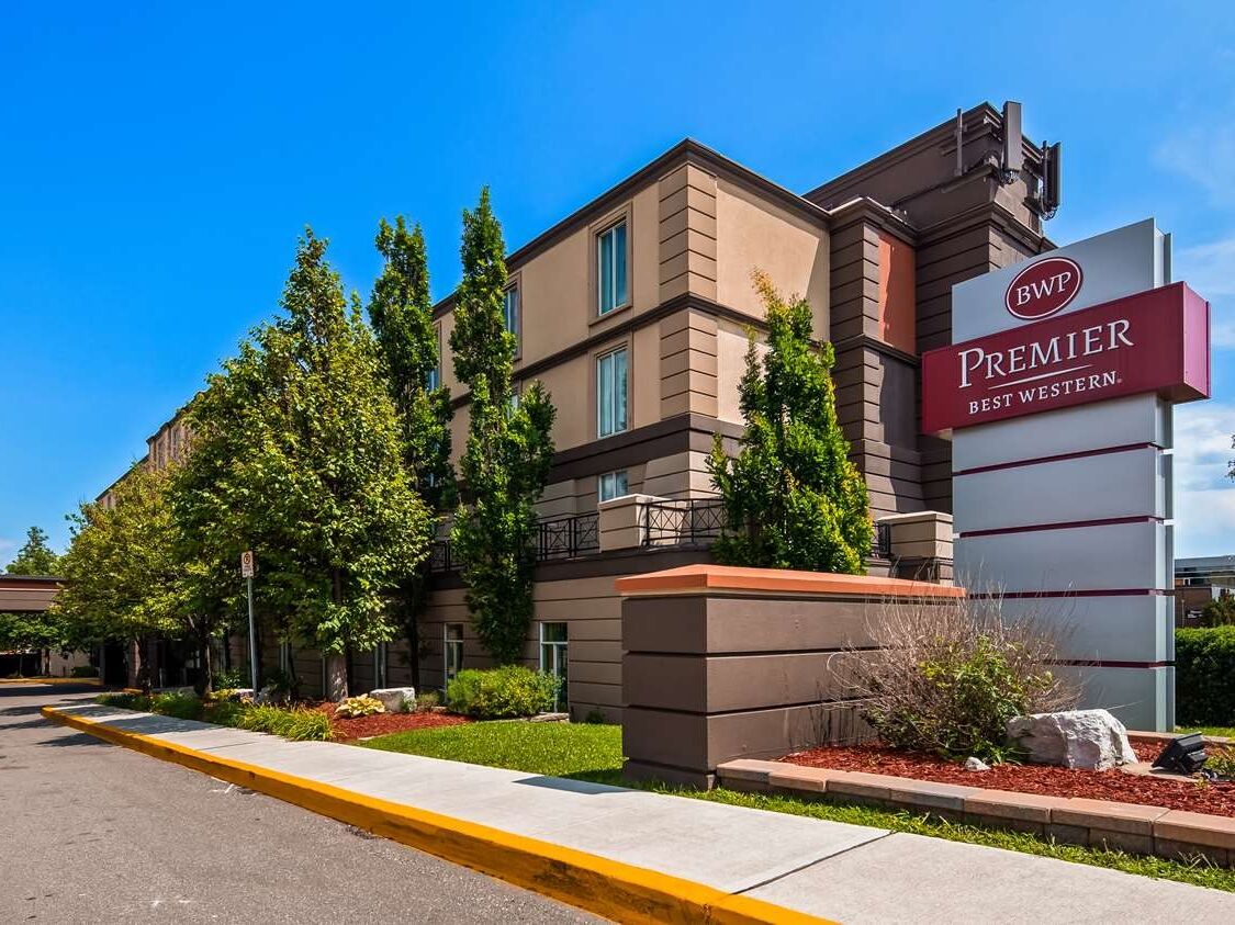 Picture of Best Western Premier Toronto Airport Carlingview Hotel