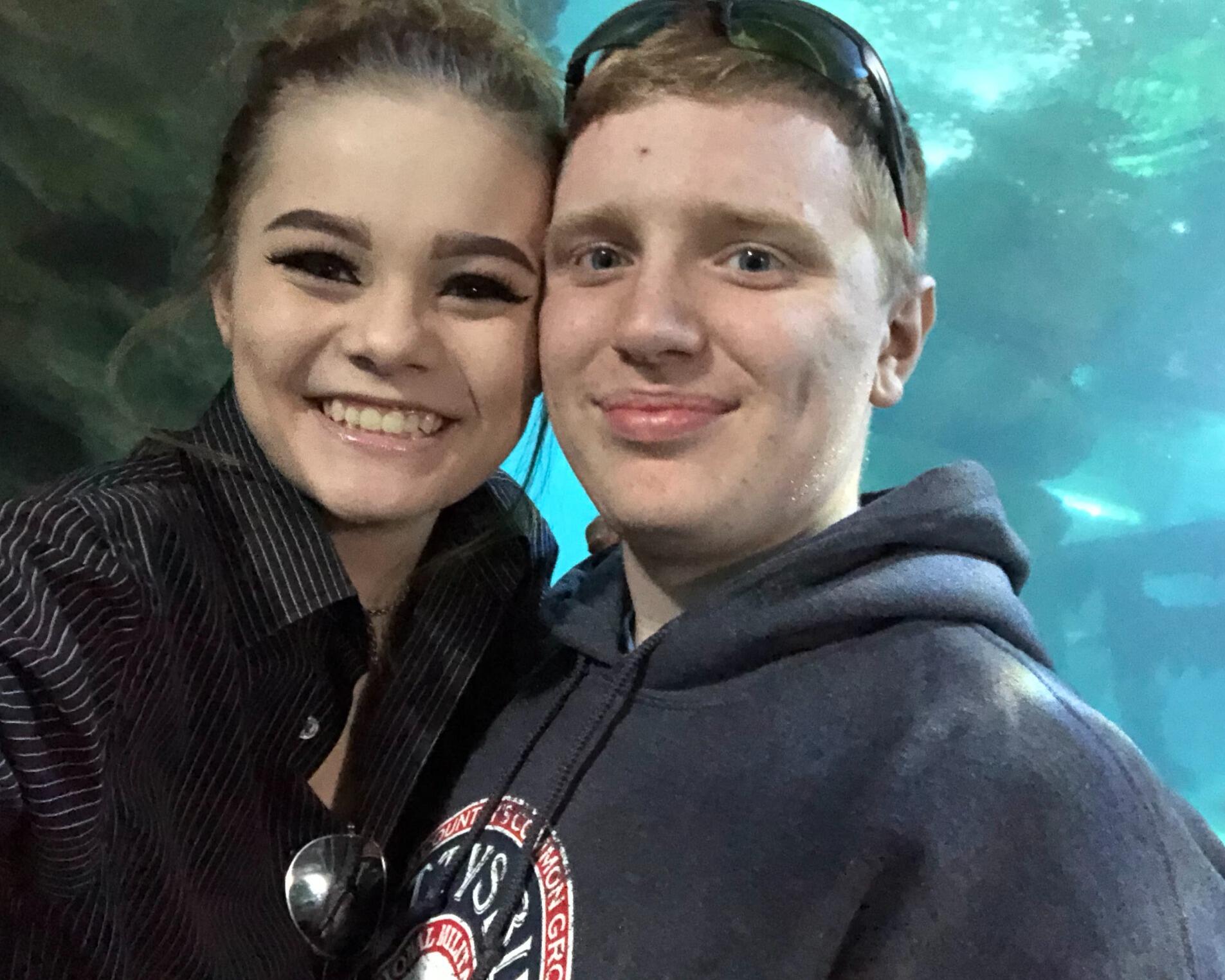 Picture of Cleveland Aquarium - our first date ($20)