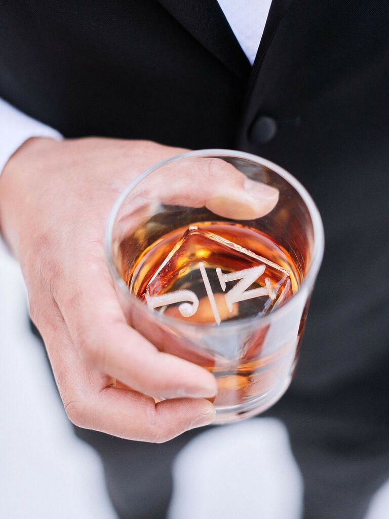 Monogrammed ice cube idea for a personalized wedding reception. 