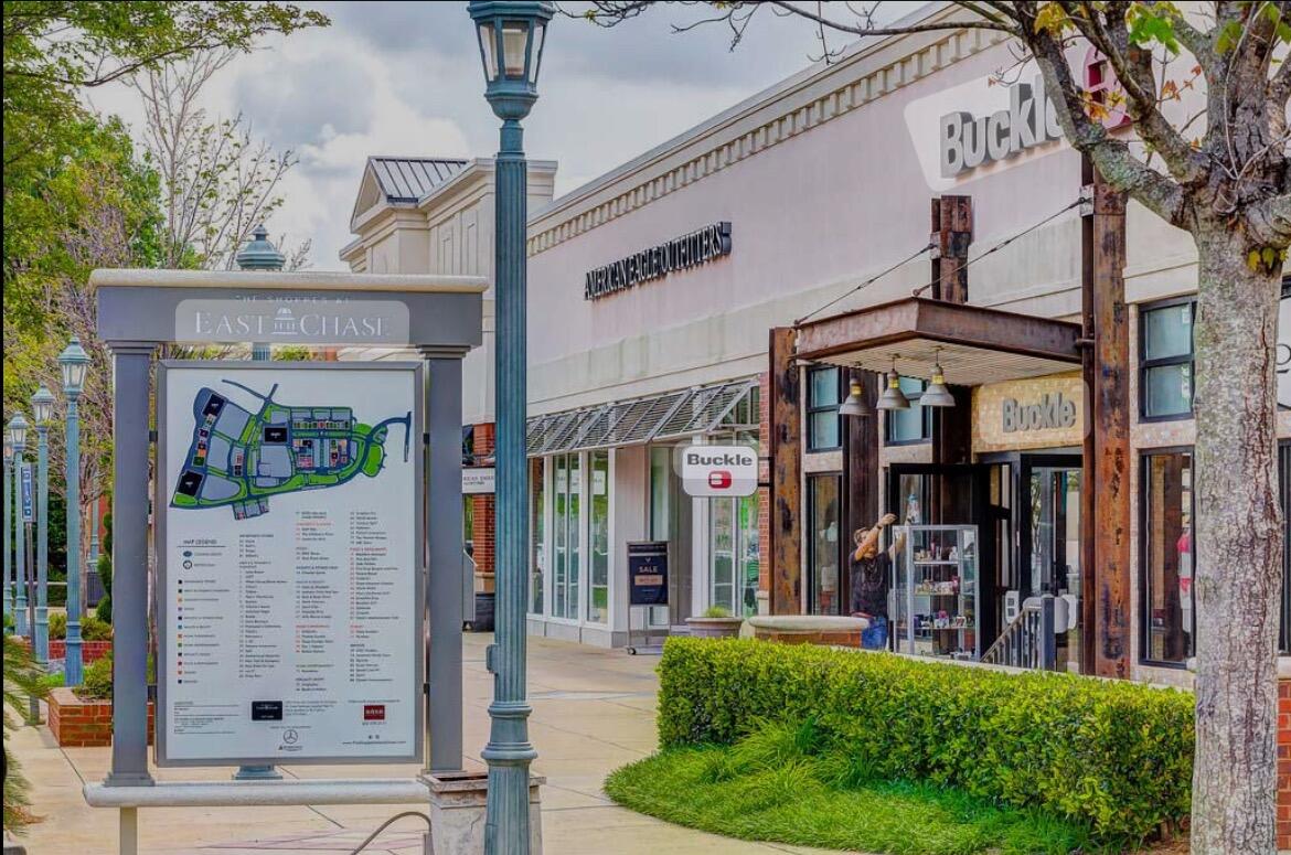 Picture of The Shoppes at Eastchase