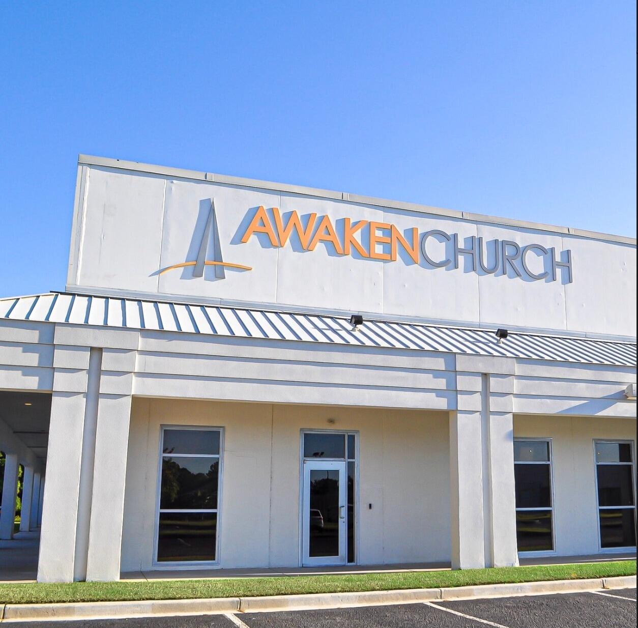 Picture of Easter Sunday Service at Awaken Church