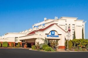Picture of Wyndham Visalia