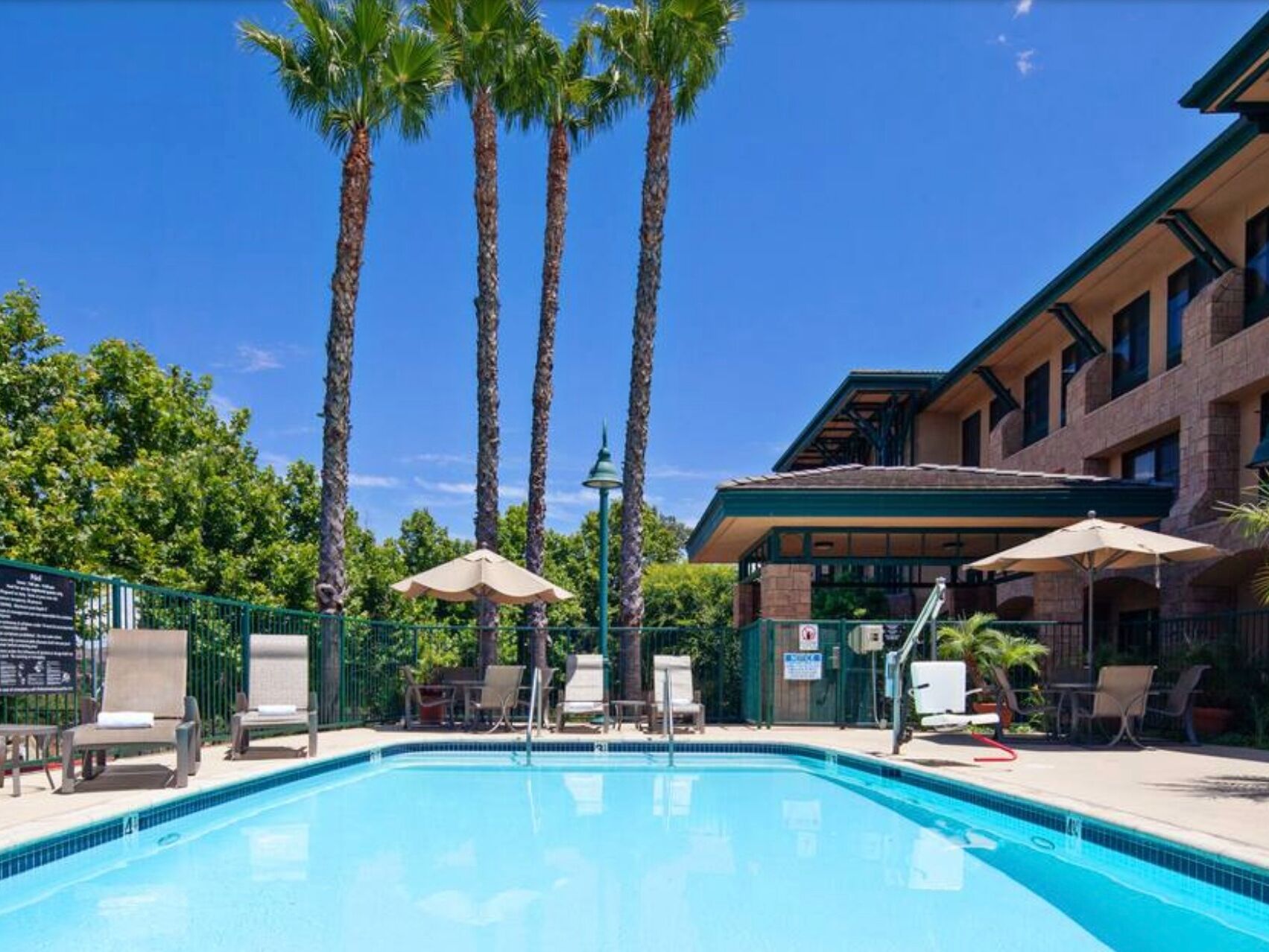 Picture of Hampton Inn & Suites Agoura Hills