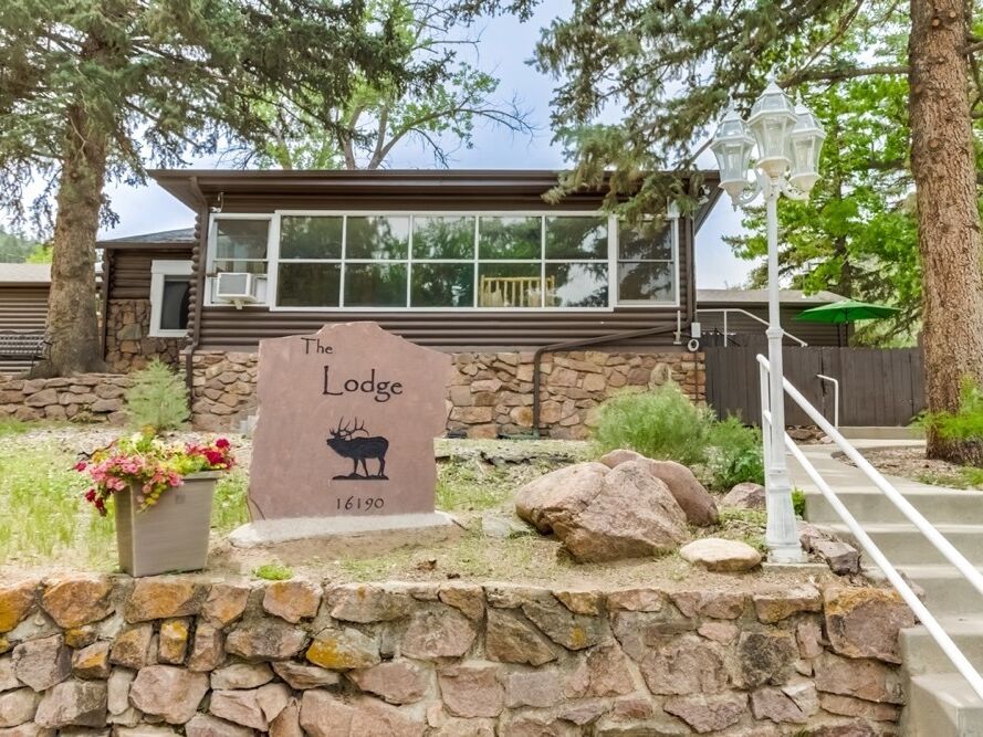 Picture of Riverside Cabins