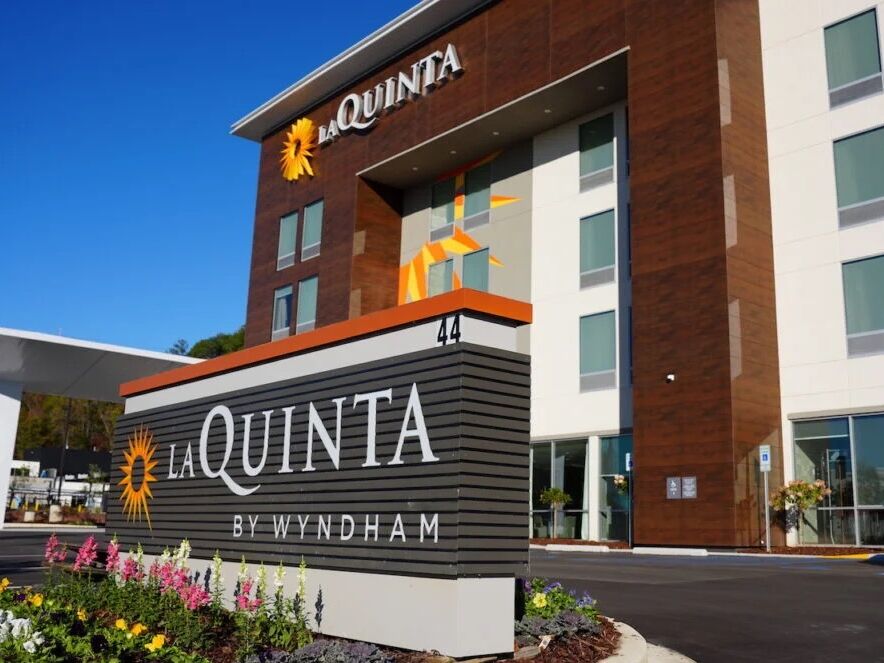 Picture of La Quinta Inn and Suites
