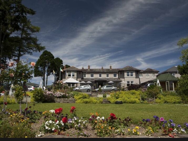 Picture of The Lakeside Hotel and Leisure Centre