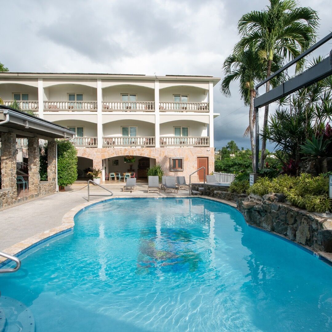 Picture of Lazy Parrot Inn