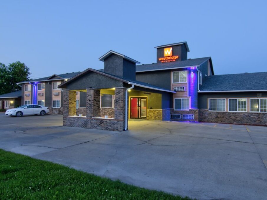 Picture of Westbridge Inn & Suites
