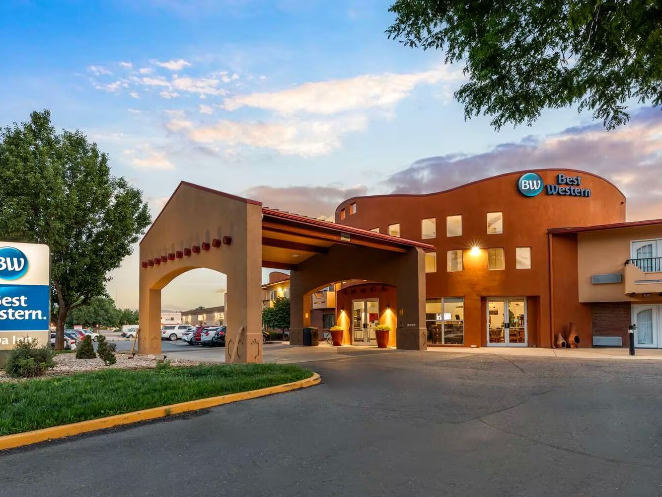Picture of Best Western Kiva Inn