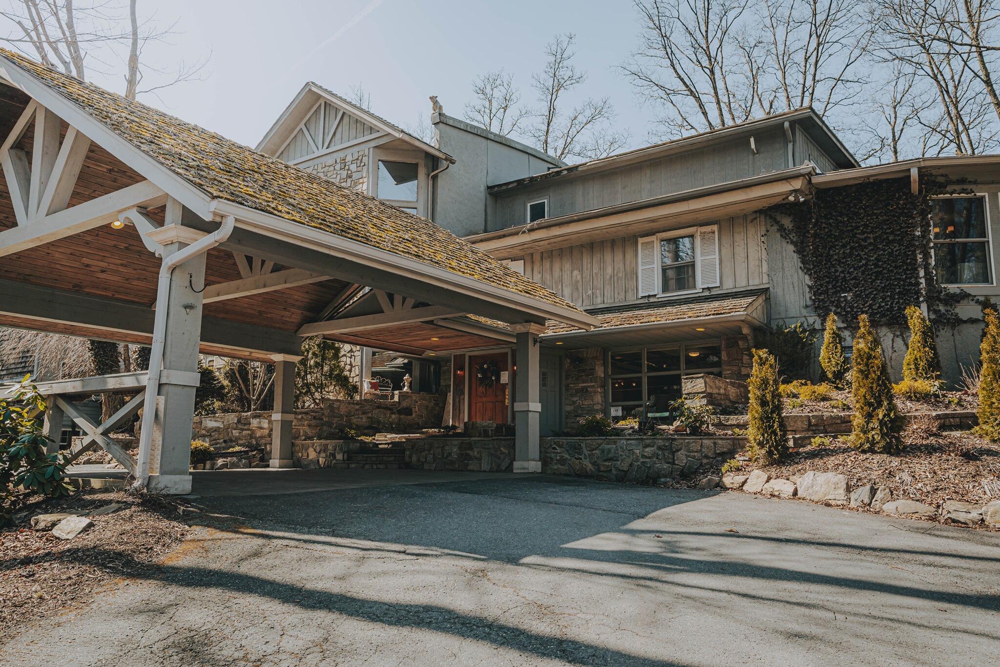 Picture of The Inn at Crestwood
