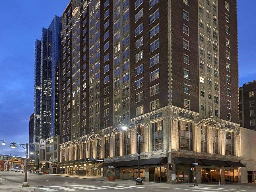 Picture of Hotel Phillips Kansas City, Curio Collection by Hilton