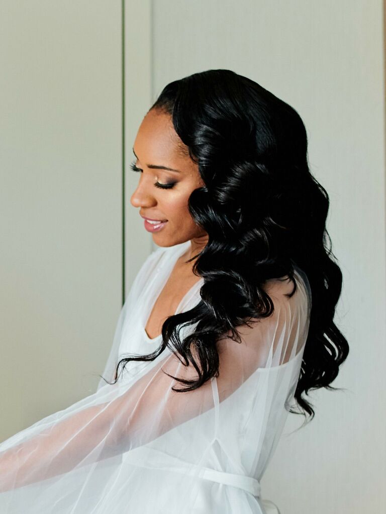 51 Wedding Hairstyles For Long Hair That Look Great Without or Without