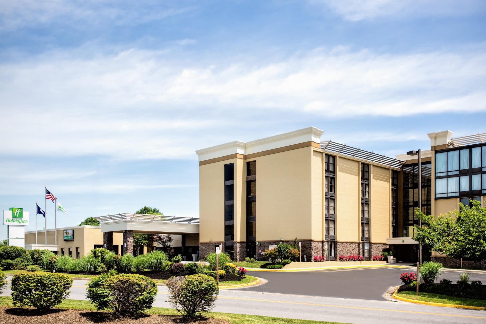 Picture of Holiday Inn Roanoke - Tanglewood