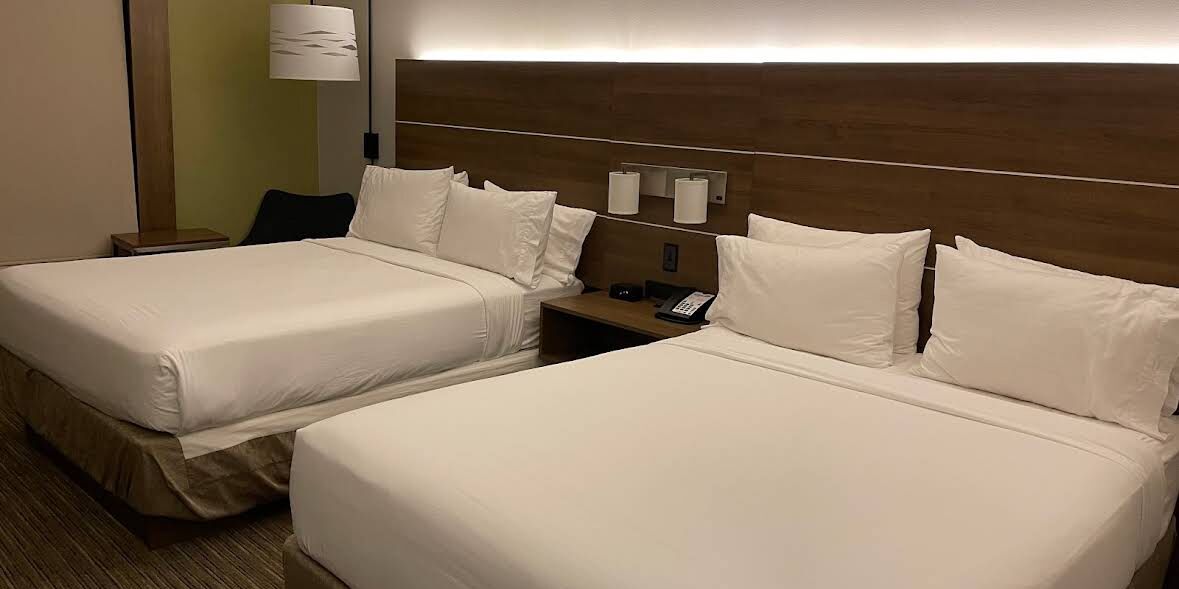Picture of Holiday Inn Express Spring Hill Suites