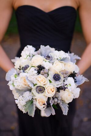 Anemone and Rose Bouquet With Hypericum Berries