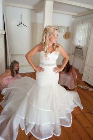 Ivory Strapless Wedding Dress with Flared Bottom