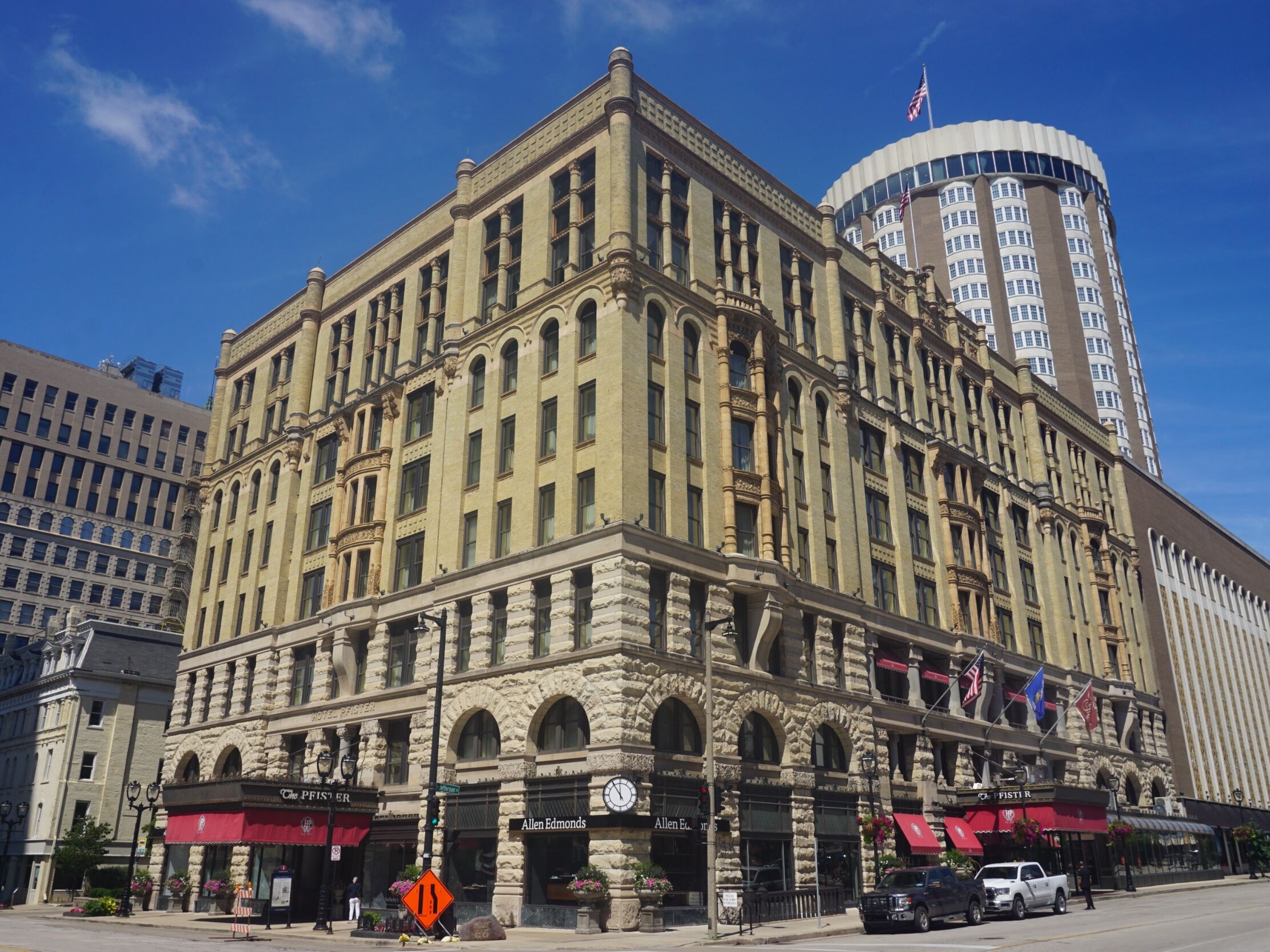 Picture of The Pfister Hotel