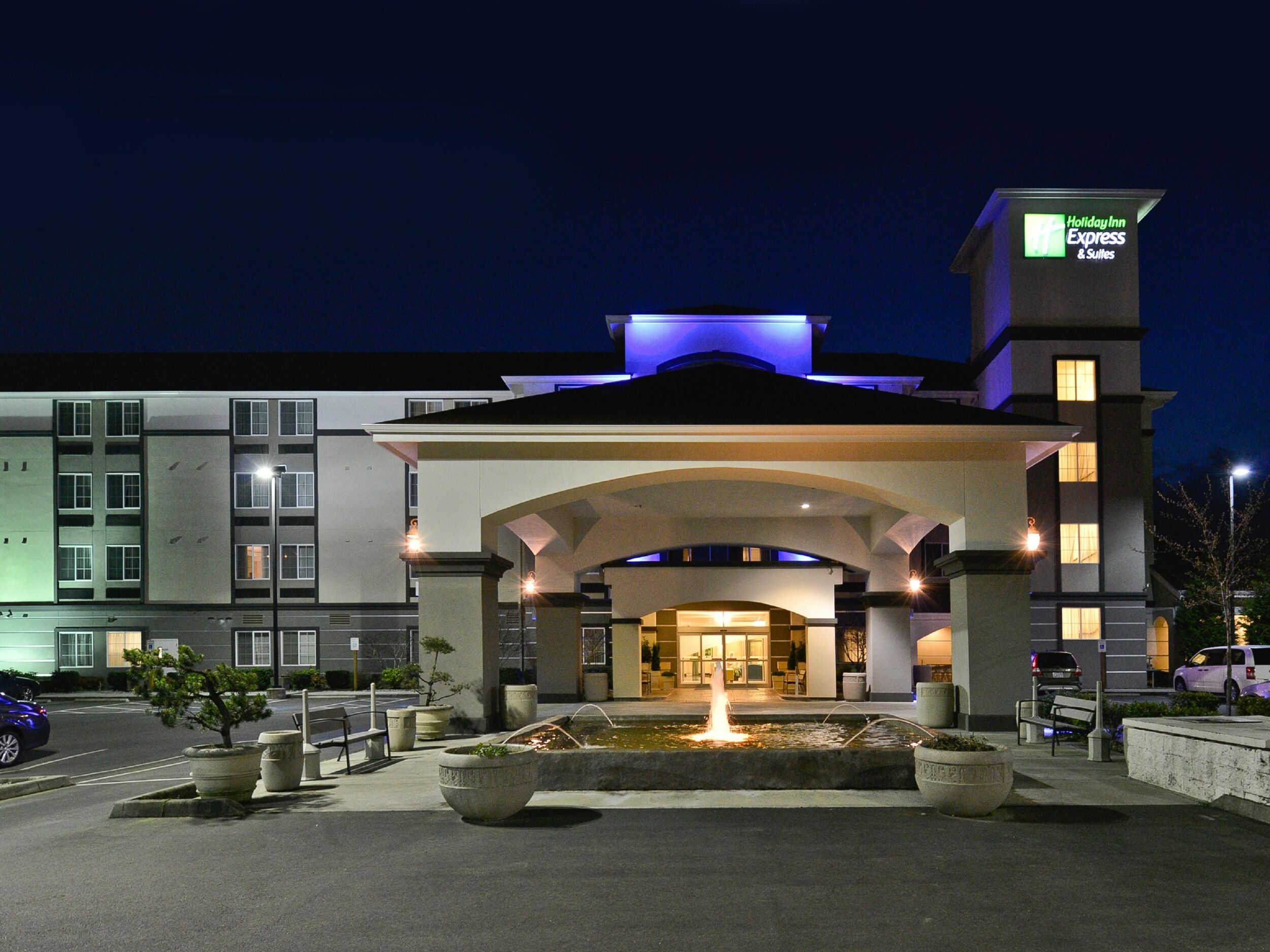 Picture of Holiday Inn Express & Suites Tacoma South - Lakewood, an IHG Hotel