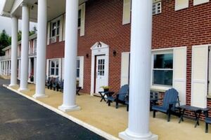 Picture of Bicentennial Inn
