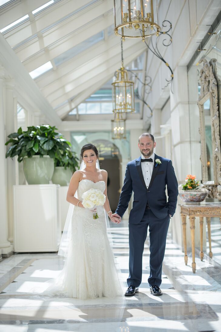 Lauren Forman (27 and works in catering sales) and Jonathan Rubenstein (34 and a recruiting manager) planned a glamorous, formal event at the Fairmont
