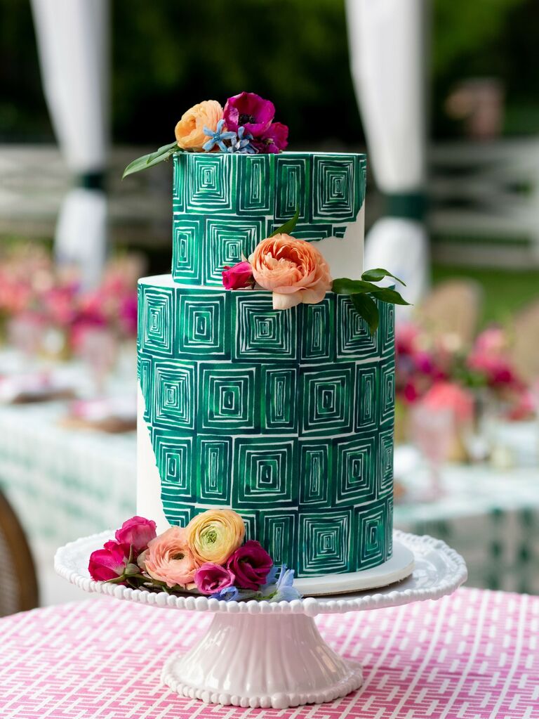 Green and white geometric cake idea for a bridal shower. 