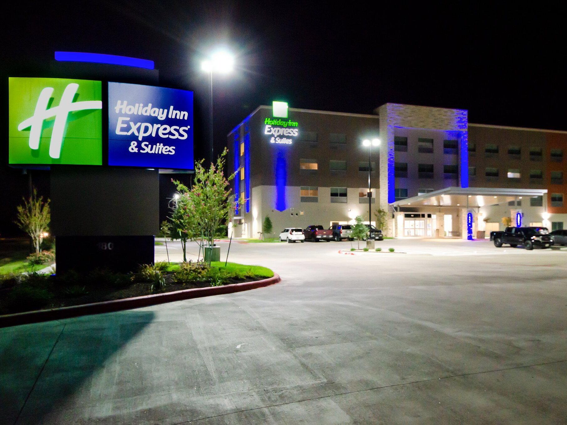 Picture of Holiday Inn Express & Suites Taylor by IHG
