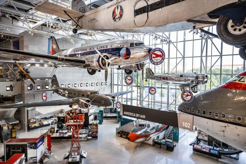 Picture of Smithsonian's National Air and Space Museum