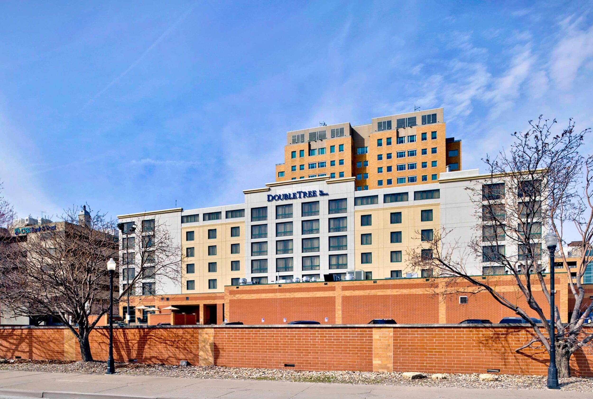 Picture of DoubleTree by Hilton Davenport