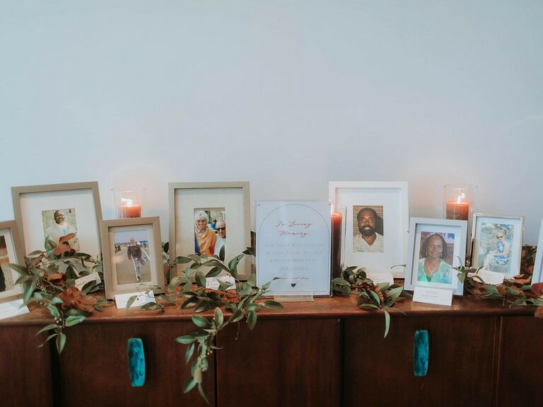 Table of remembrance idea for a small wedding. 