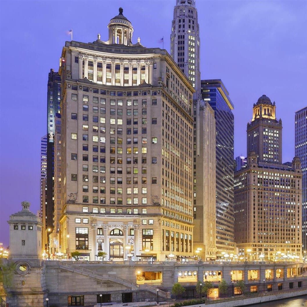 Picture of LondonHouse Chicago, Curio Collection by Hilton