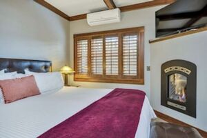 Picture of Calistoga Wine Way Inn