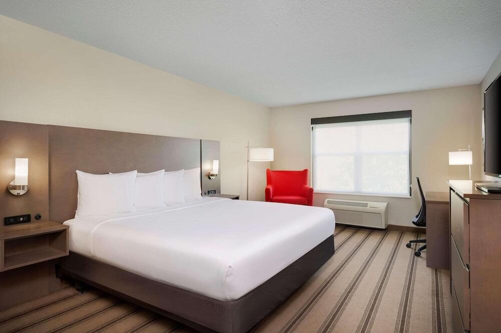 Picture of Country Inn & Suites by Radisson Albertville near Outlet Mall