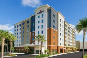 Picture of Candlewood Suites Orlando Lake Buena Vista an IHG Hotel