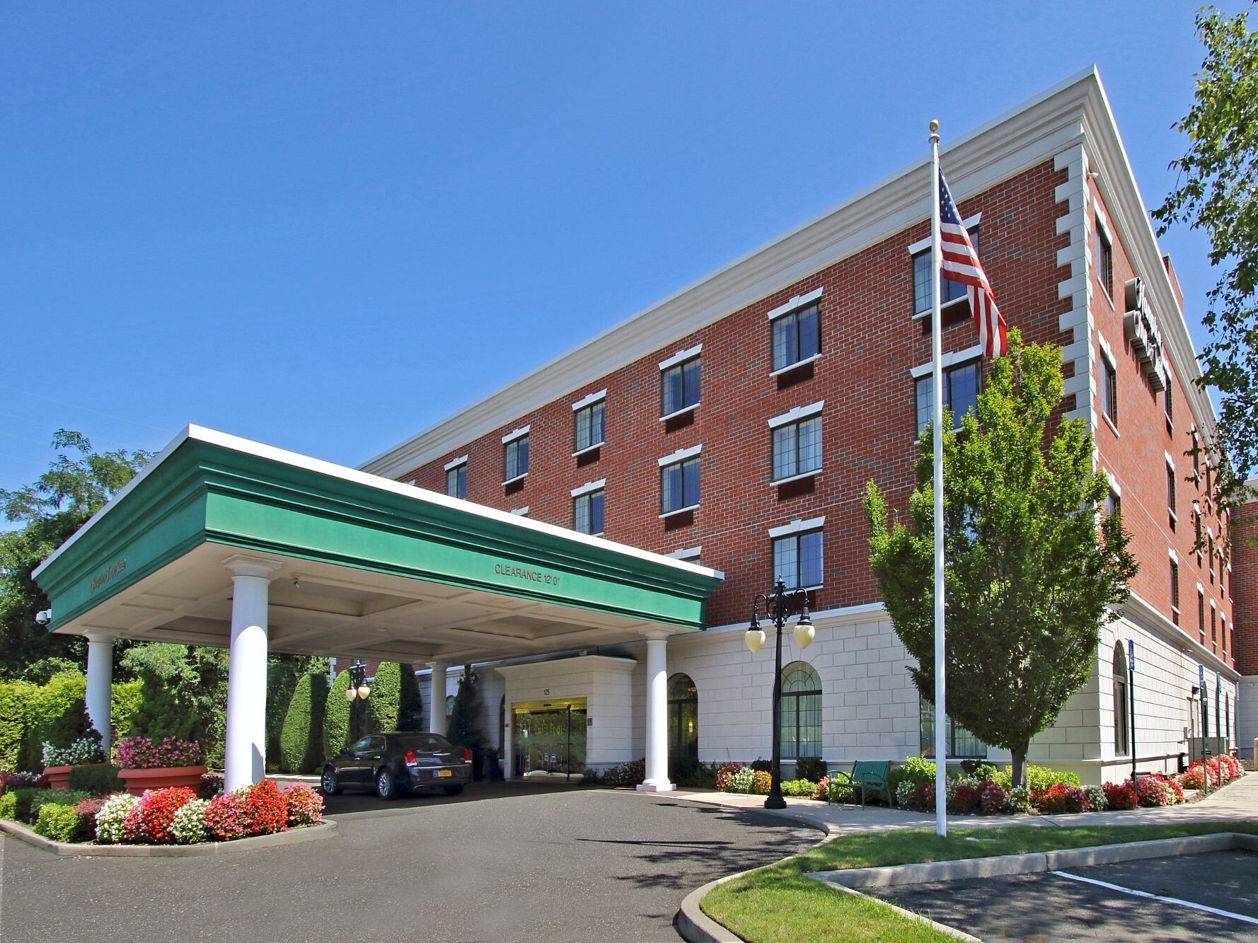 Picture of Hampton Inn & Suites Rockville Centre