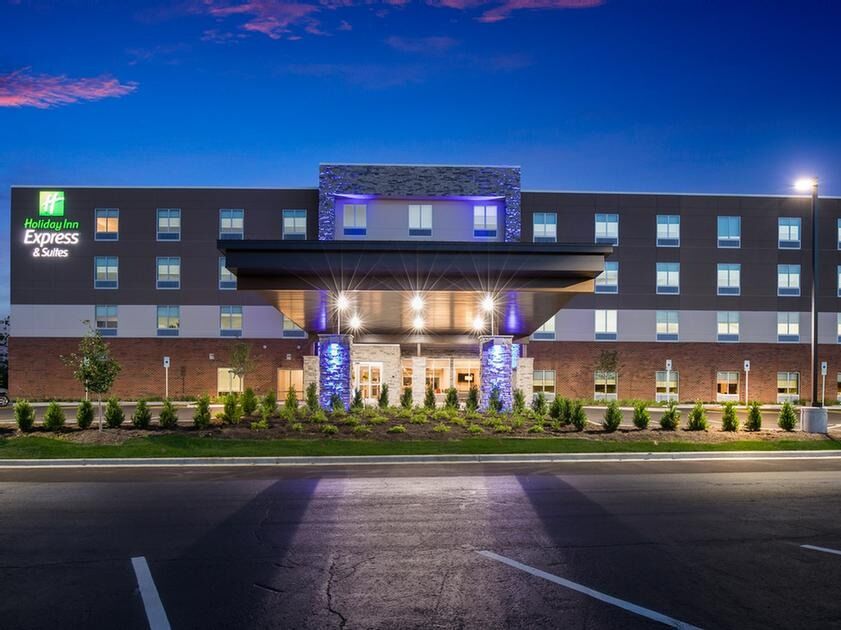 Picture of Holiday Inn Express & Suites Chicago - Hoffman Estates, an IHG Hotel