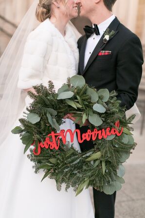 Christmas Wreath Décor at Chicago Wedding