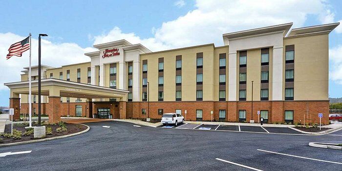 Picture of Hampton Inn & Suites