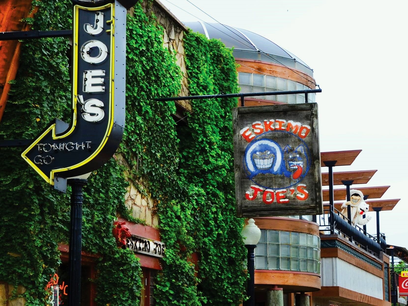 Picture of Eskimo Joe's