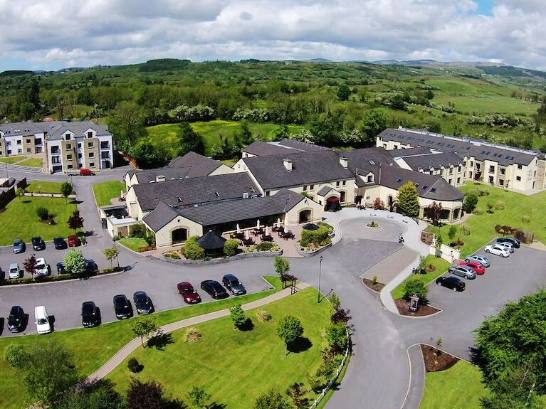 Picture of Mill Park Hotel