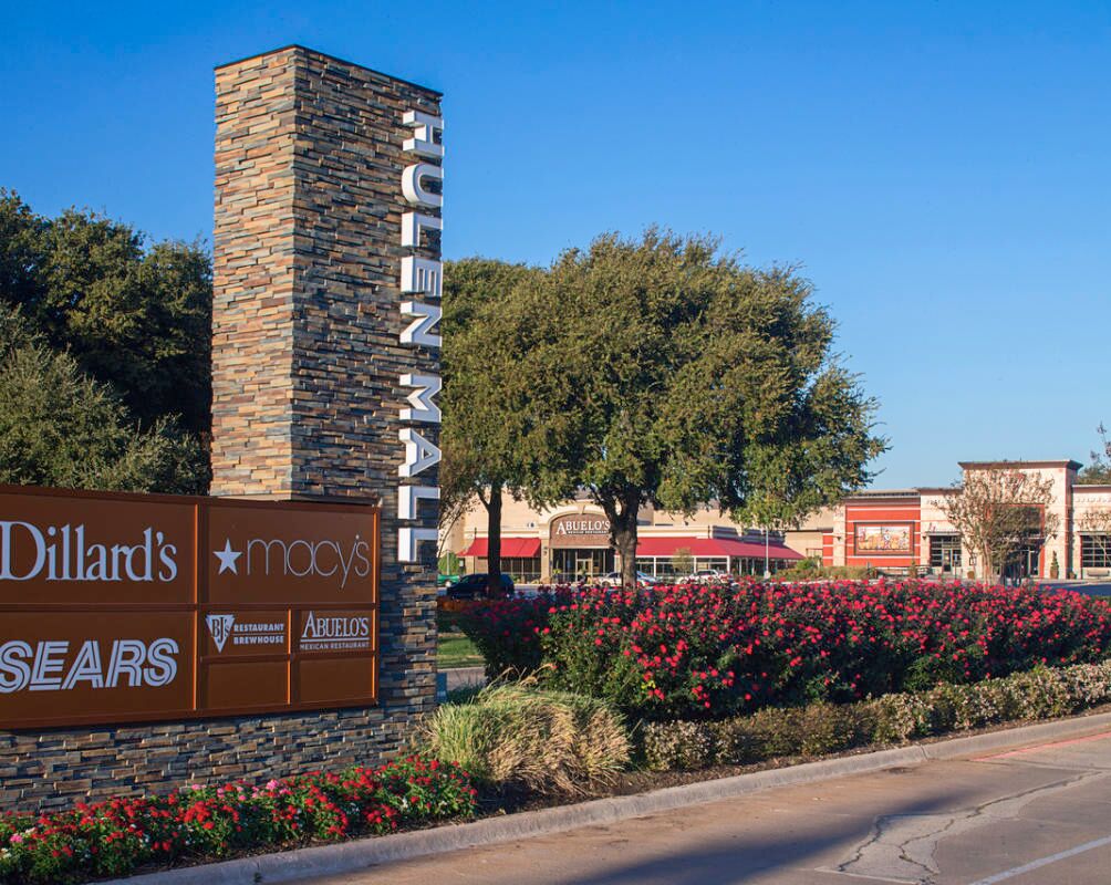 Picture of Hulen Mall
