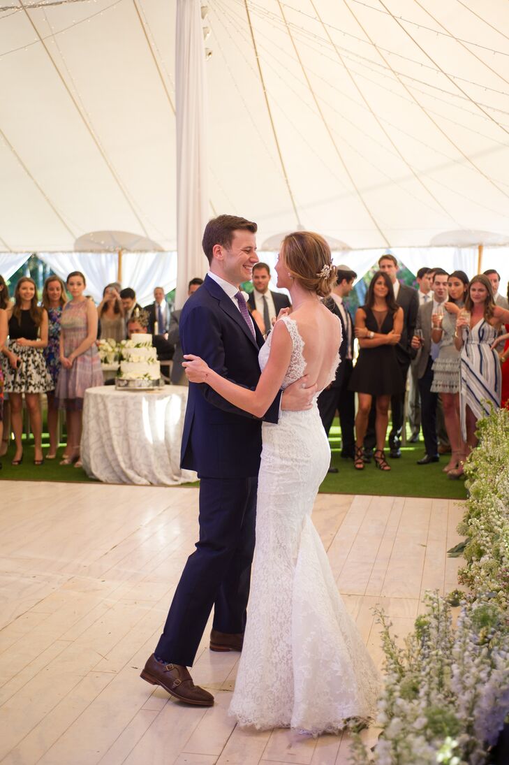 Before the festivities got underway at Gasparilla Inn & Club in Boca Grande, Florida, Emily and Jason hit the dance floor, sharing their first dance to Coldplay’s “Green Eyes.”