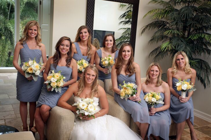As Elle’s bridesmaids lived throughout the U.S., she chose silk chiffon French blue Monique Lhuillier dresses from Bella Bridesmaid. Each woman chose her dress style.