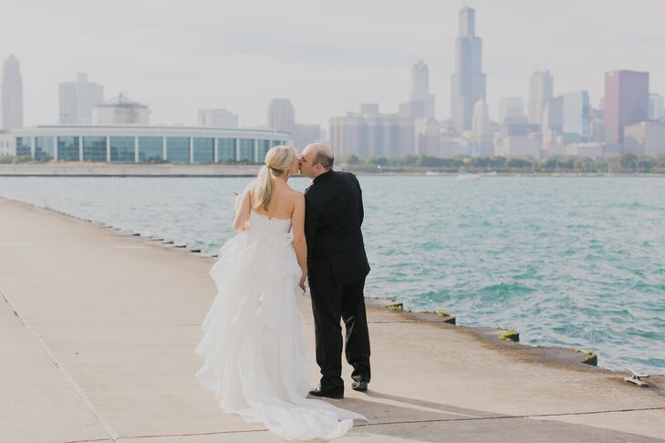 Jessica Romaniuk (29, a Digital Media Supervisor) and Adam Weber (35, an Attorney) held their wedding at the historic Renaissance Blackstone Chicago H