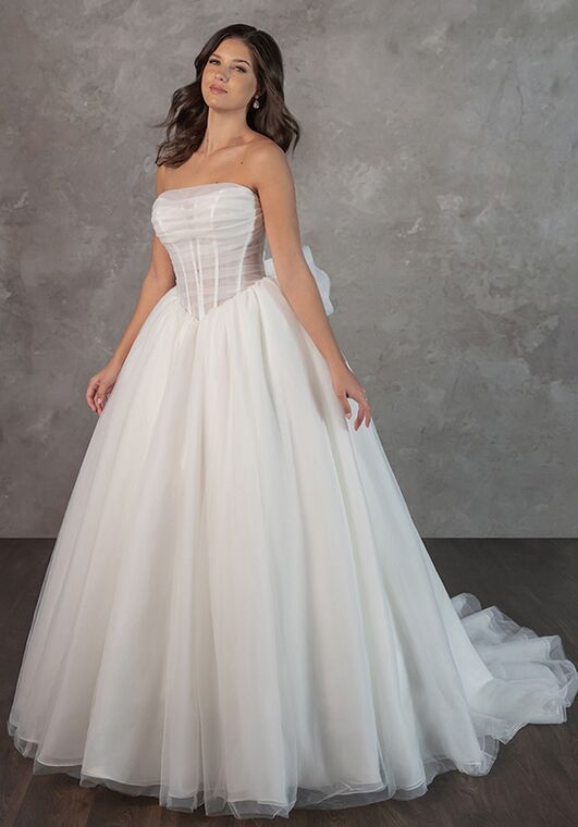 Essense of Australia D4322 Ball Gown Wedding Dress - 4