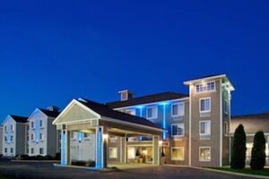 Picture of Holiday Inn Express & Suites New Buffalo an IHG Hotel