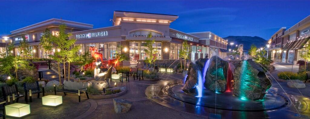 Picture of The Legends in Sparks (Shopping)