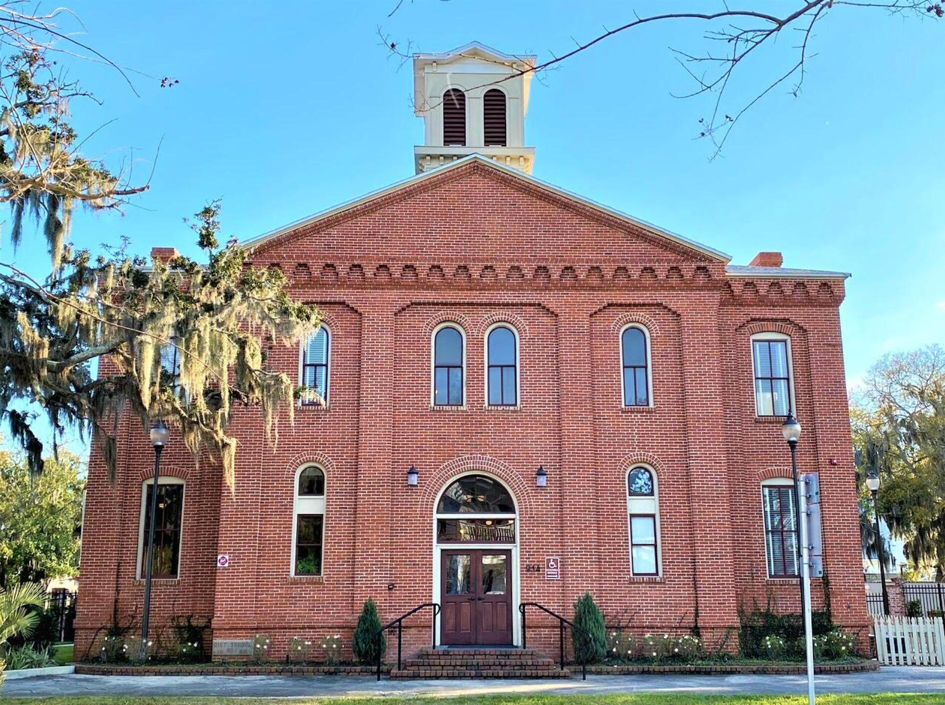 Picture of Amelia Schoolhouse Inn