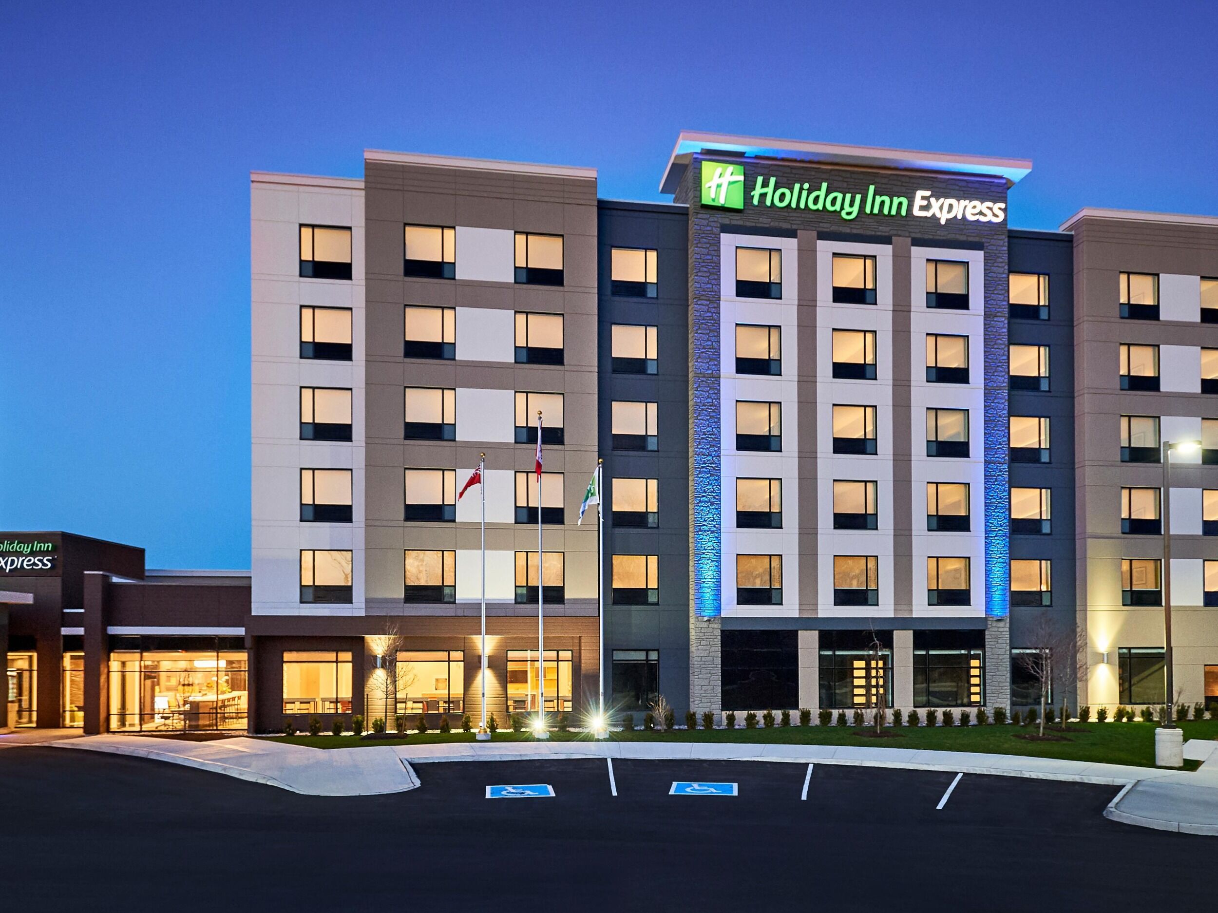 Picture of Holiday Inn Express Niagara-on-the-Lake, an IHG Hotel