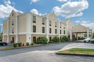 Picture of Comfort Inn Near Six Flags St. Louis